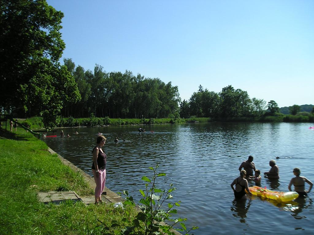 Camp Telc - U Rostenky Buitenkant foto