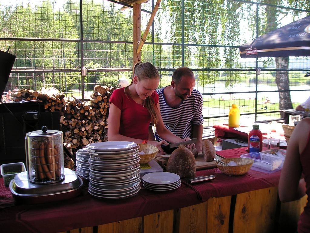 Camp Telc - U Rostenky Buitenkant foto